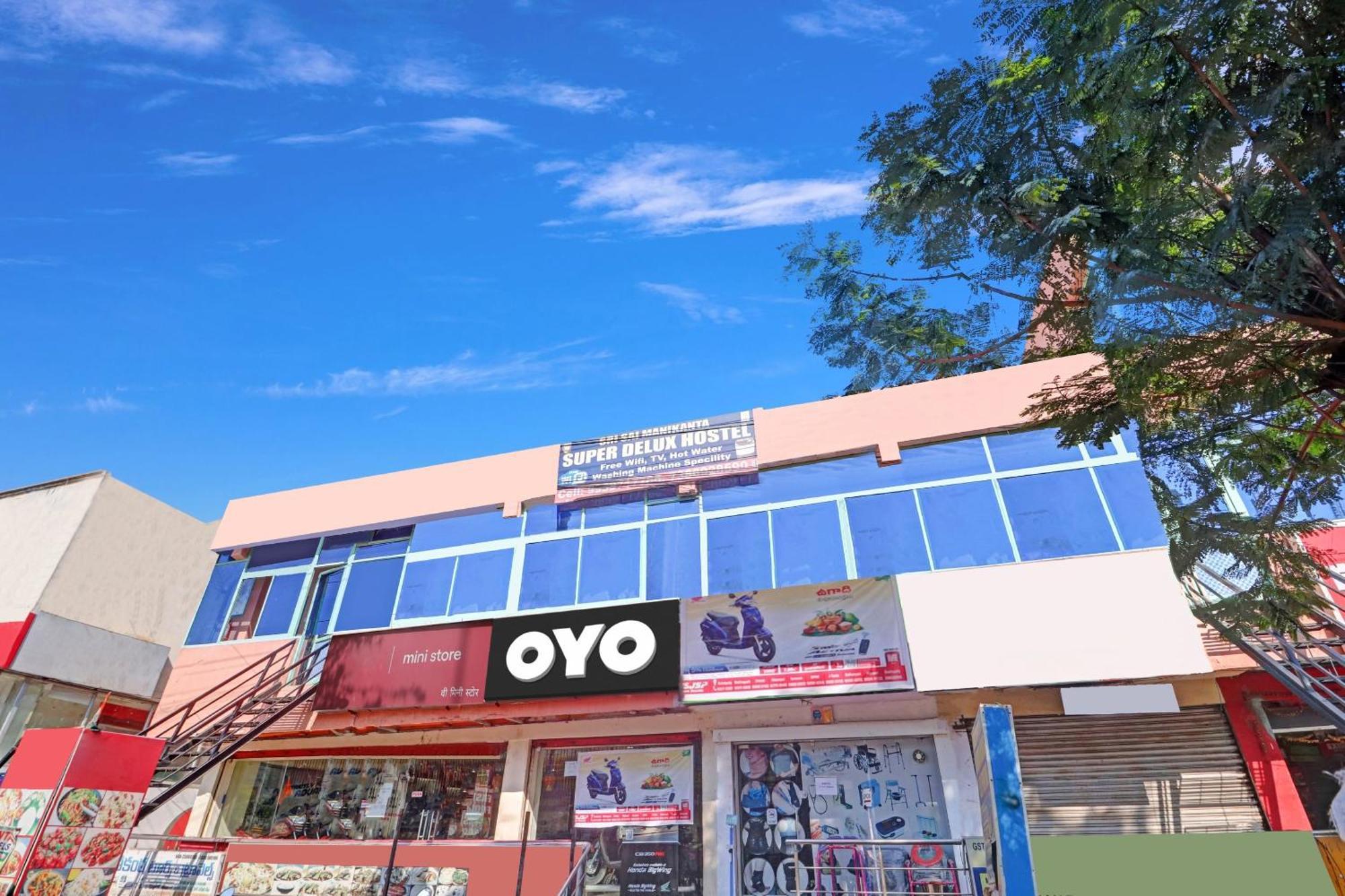 Hotel Oyo Flagship 81051 Sri Sai Manikanta Hajdarábád Exteriér fotografie